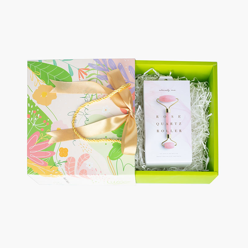 Hộp giấy giftset Hachi Hachi 2409 - Mẫu 1 (25.5x20.5x7.5cm) thương hiệu 