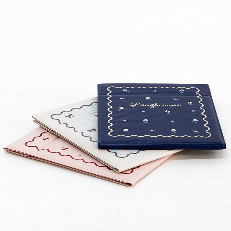 Gương soi gấp gọn, có thể đặt đứng 13x11cm (Nhiều mẫu)-Giao mẫu ngẫu nhiên thương hiệu SYNAPSE