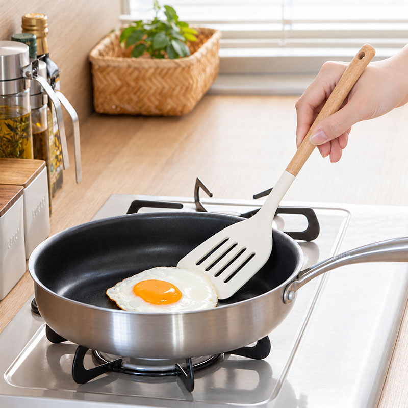 Sạn nấu ăn chịu nhiệt 6.2x33.5cm thương hiệu WATTS