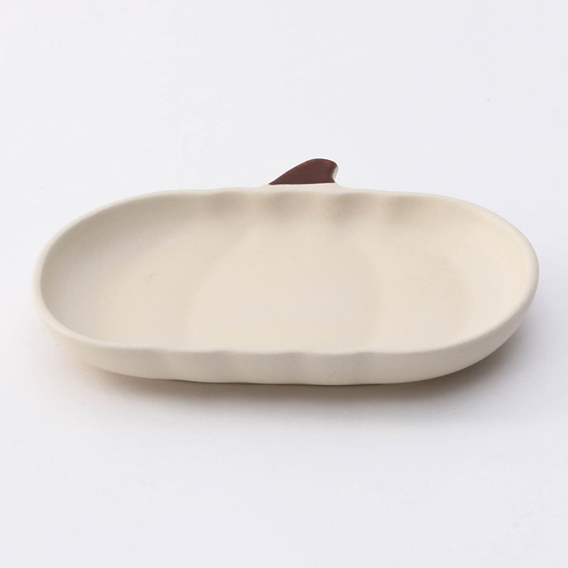 Đĩa gốm 16x13cm, đĩa gốm sứ nông lòng, cạn lòng (Hình bí đỏ trắng), dùng được lò vi sóng thương hiệu WATTS