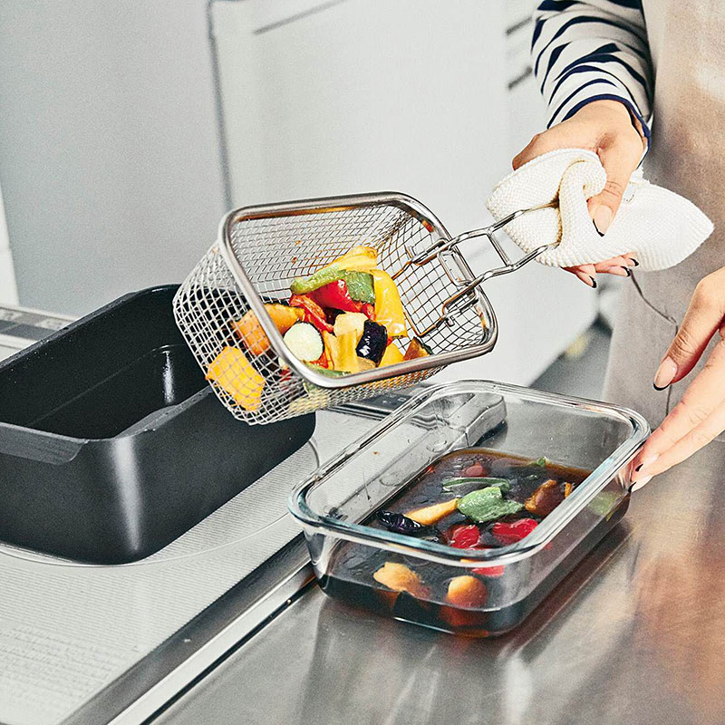 Rổ chiên nhúng ngập dầu inox có quai cầm gấp gọn 17x9cm thương hiệu WAHEI FREIZ