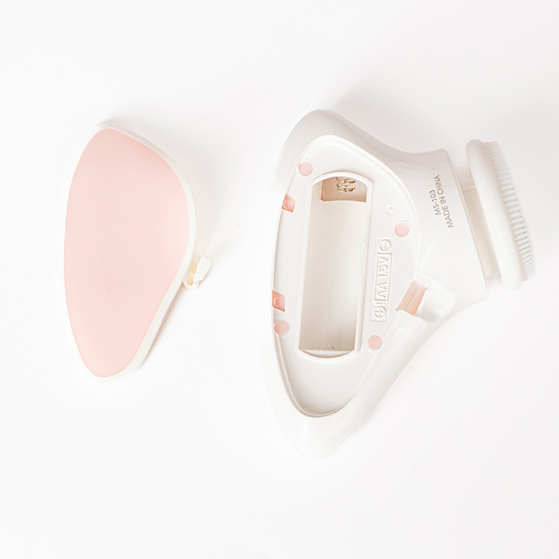 Máy rửa mặt massage làm sạch sâu 2 chế độ chống thấm nước Dretec MS-103 (Hồng) Kèm 2 đầu lông silicon thay thế thương hiệu DRETEC
