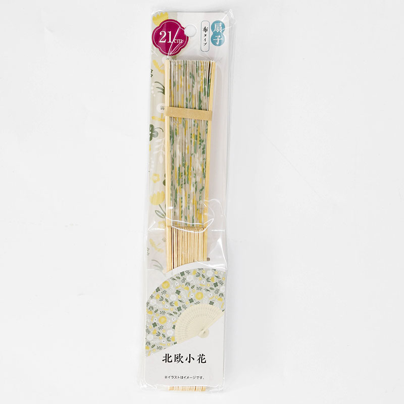 Quạt xếp 21cm hoa nhỏ Bắc Âu (Nhiều mẫu)-Giao mẫu ngẫu nhiên thương hiệu TAKEDA