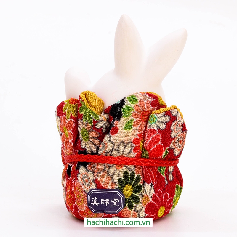 Thỏ may mắn trang trí 8cm thương hiệu KANEWAKA