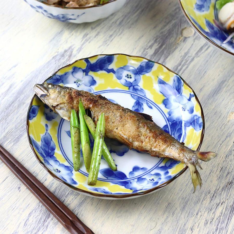 Đĩa sứ Nhật Bản 16.3cm, Đĩa gốm sứ nông lòng, đĩa gốm sứ cạn lòng (Hoa vàng) thương hiệu 