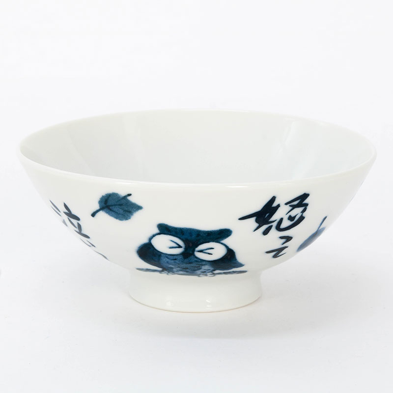 Chén sứ Nhật Bản 13cm hình Cú may mắn, dùng được lò vi sóng
