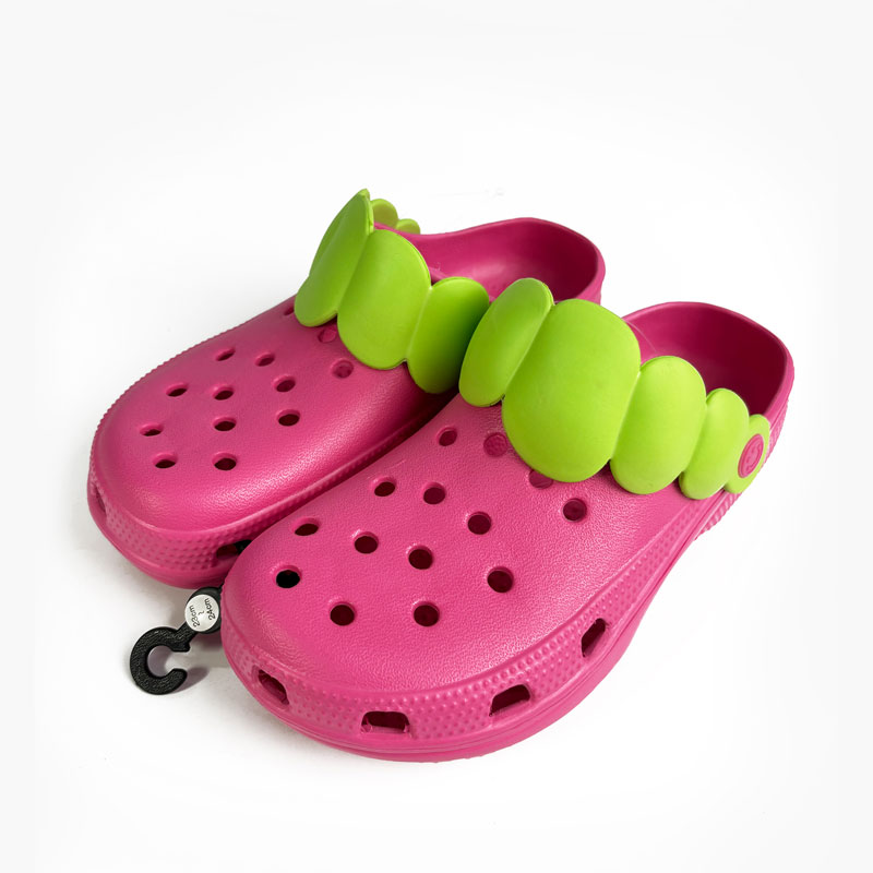 Dép sục nữ kiểu dâu tây, Size M (hồng): 23-24cm; Size L (đỏ) 24-25cm (Nhiều mẫu)-Giao mẫu ngẫu nhiên thương hiệu 