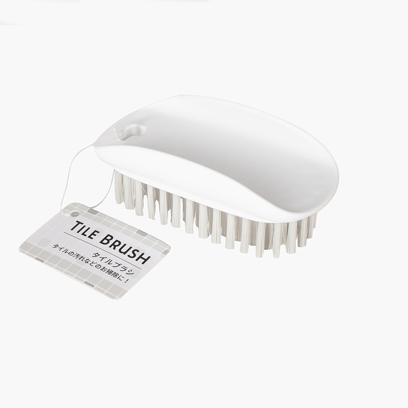Bàn chải chà sàn, tường nhà tắm
