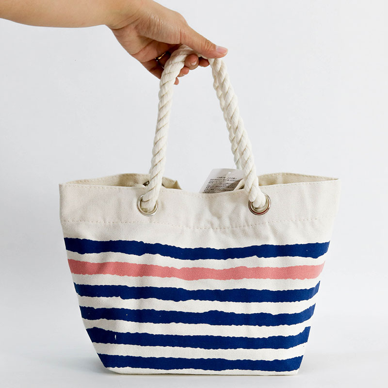 Túi Tote quai xách dây thừng họa tiết sọc ngang 20x22cm thương hiệu LOMAN