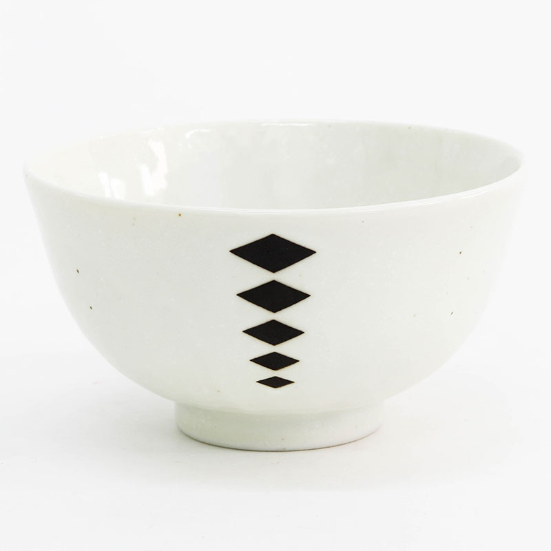 Chén bát sứ Nhật Bản, chén bát ăn cơm 11cm (Modern Diamond), dùng được lò vi sóng