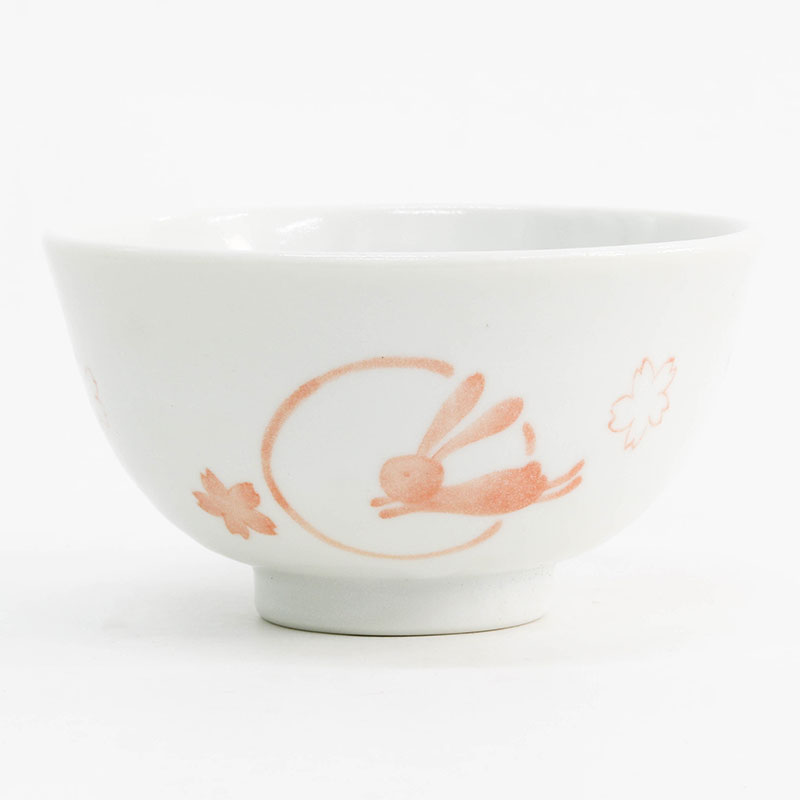 Chén bát sứ Nhật Bản, chén bát ăn cơm 11cm (Thỏ Sakura hồng), dùng được lò vi sóng thương hiệu 