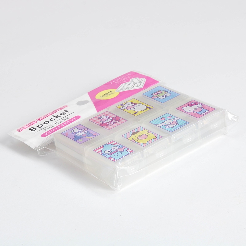 Hôp đựng chia ngăn 8 ngăn 9.8x7.7cm hình Hello Kitty (đựng thuốc, phụ kiện nhỏ) thương hiệu FRIEND