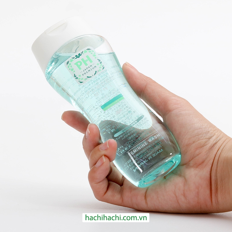 Dung dịch vệ sinh phụ nữ PH Japan hương phấn baby 150ml (xanh lá) thương hiệu 