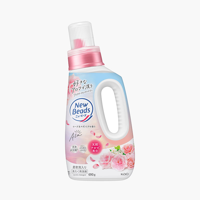 Nước giặt xả kháng khuẩn khử mùi, chống nhăn Kao New Beads Hương hoa hồng mộc lan 690g