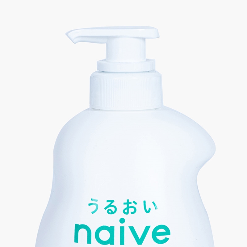 Sữa tắm Nhật Bản Kracie Naive lá đào 530ml, chứa thành phần làm sạch da 100% thực vật thiên nhiên thương hiệu KRACIE
