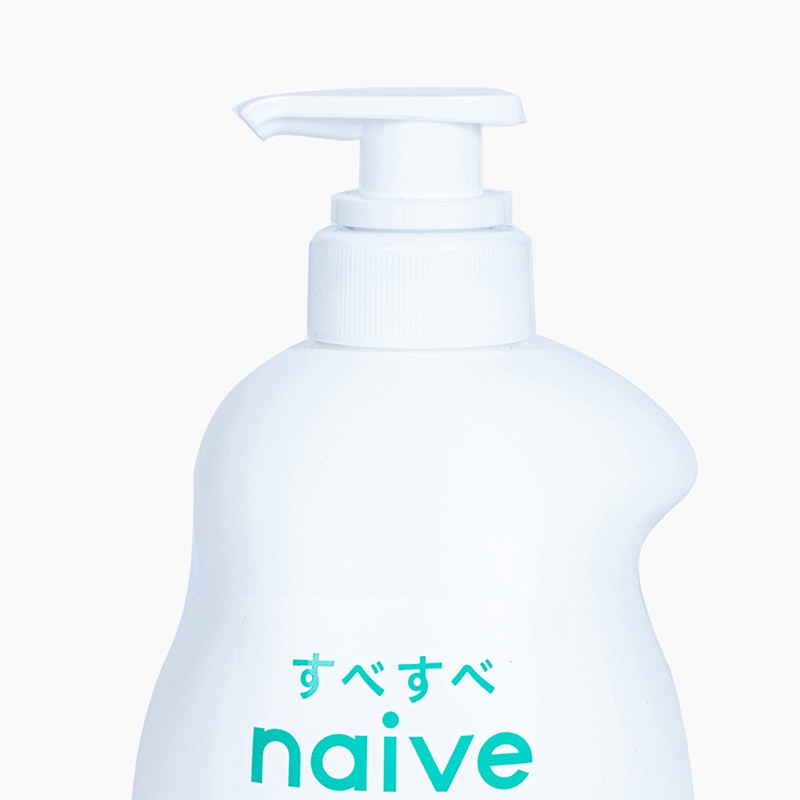 Sữa tắm Nhật Bản Kracie Navie lô hội 530ml, chứa thành phần làm sạch da 100% thực vật thiên nhiên thương hiệu KRACIE
