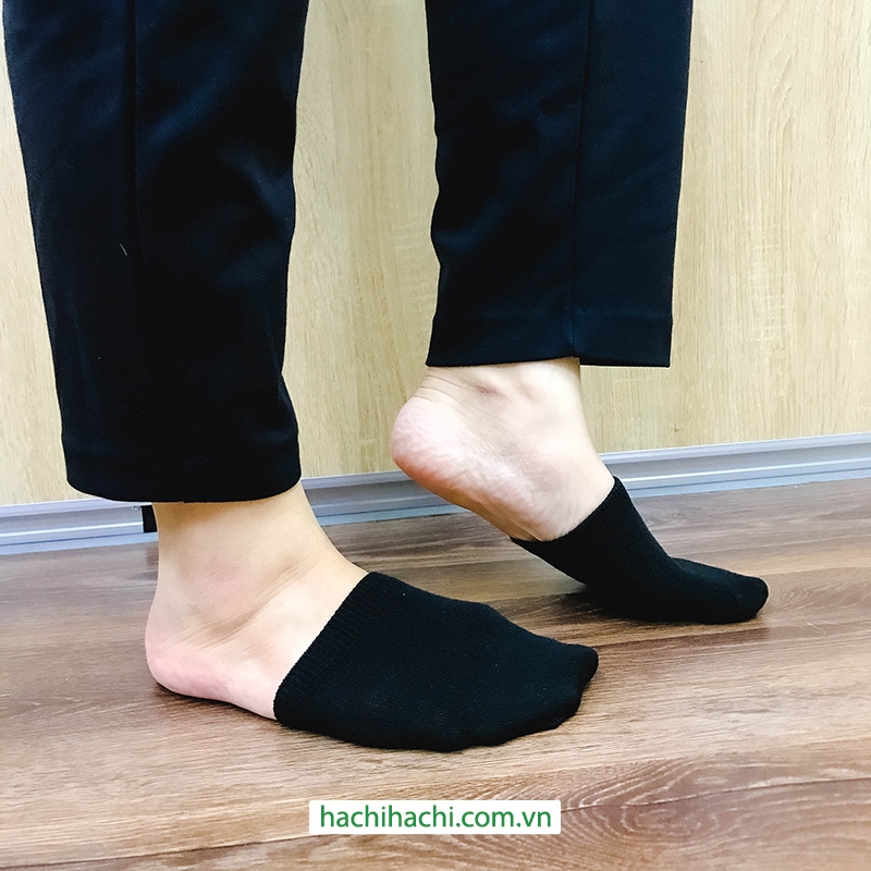 Vớ giữ ấm bàn chân Free size Màu đen (1 đôi) thương hiệu KOBAYASHI SEIYAKU