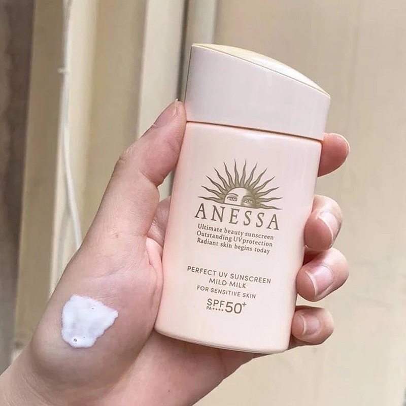 Sữa chống nắng dịu nhẹ cho da nhạy cảm Anessa 60ml  SPF50+, PA++++ thương hiệu ANESSA