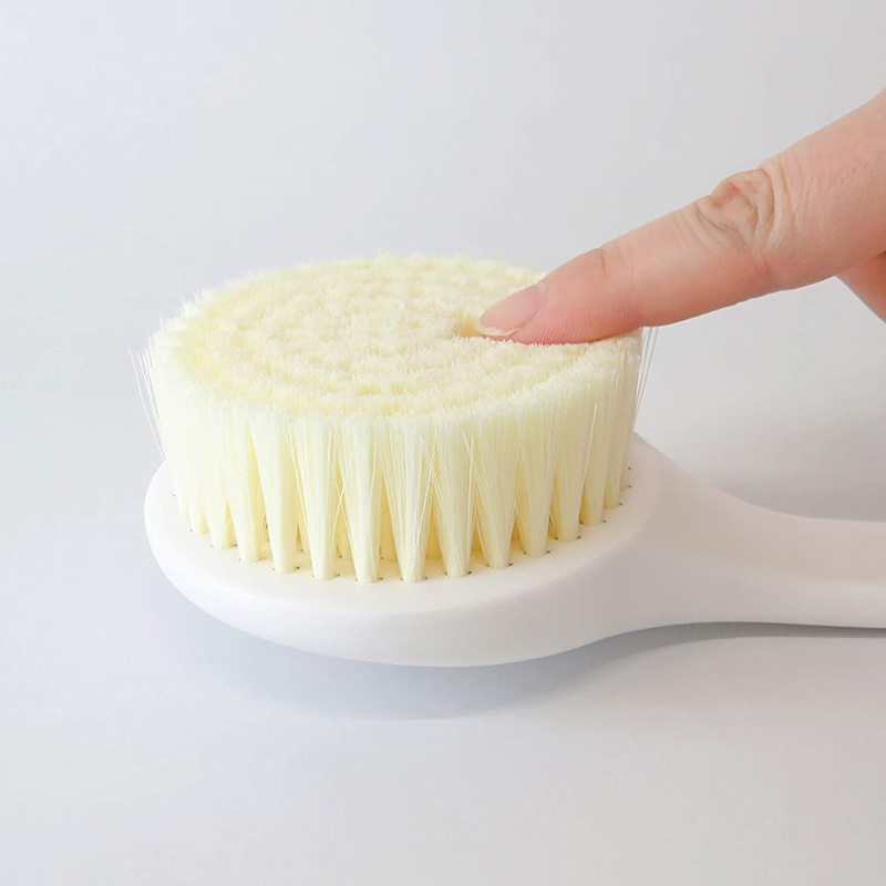 Bàn chải khô body, tẩy da chết, tắm massage toàn thân Towa 34cm (Lông mềm - Cán nhựa) thương hiệu TOWA