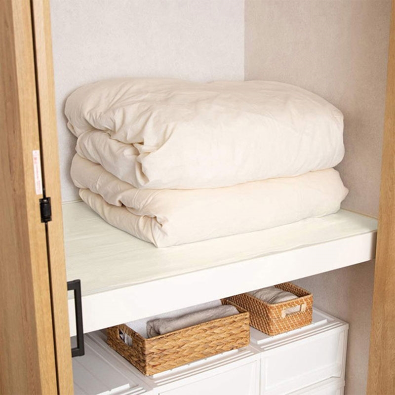 Tấm lót ngăn tủ chống khuẩn khử mùi 90x180cm (Màu kem) thương hiệu TOWA