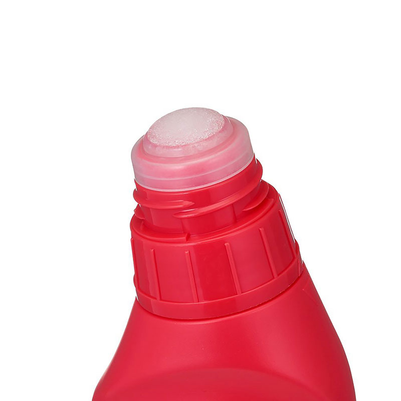 Nước tẩy vết bẩn cổ áo, tay áo, nách áo Nhật Bản Lion Nanox 250g, dạng chai đầu lăn thương hiệu LION