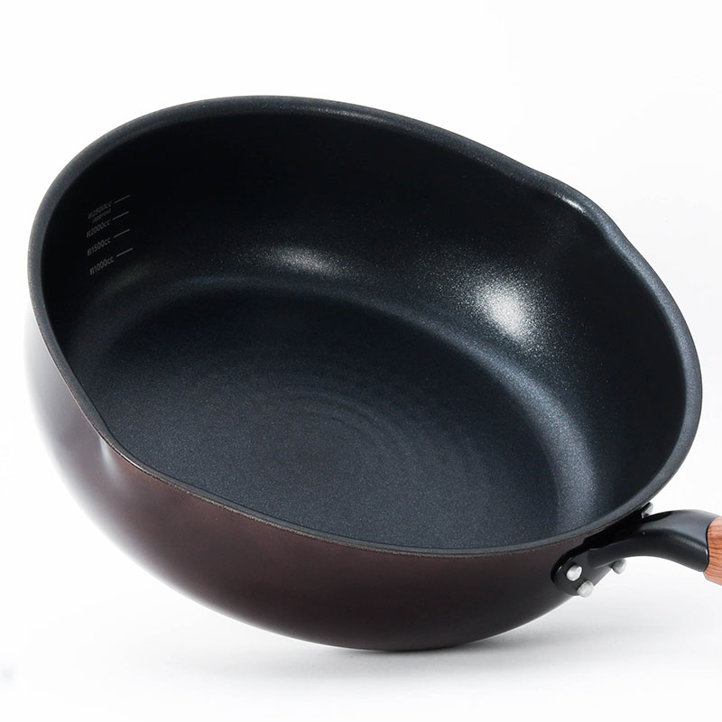 Chảo chống dính Puntec Nhật Bản 28cm Sâu lòng (có vạch đo lường) thương hiệu TAKEHARA