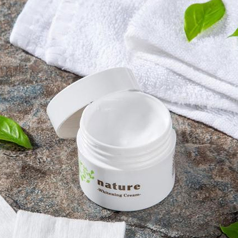 Kem dưỡng làm trắng da ban đêm Nhật Bản Nature Whitening 50g thương hiệu NARIS