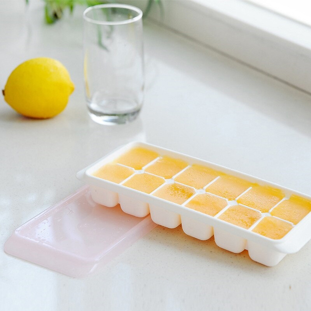 Khay đựng thức ăn dặm kèm nắp (12 viên)  thương hiệu KOKUBO