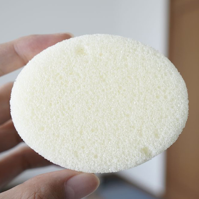 Đá bọt biển chà gót chân chiết xuất mật ong thương hiệu KOKUBO