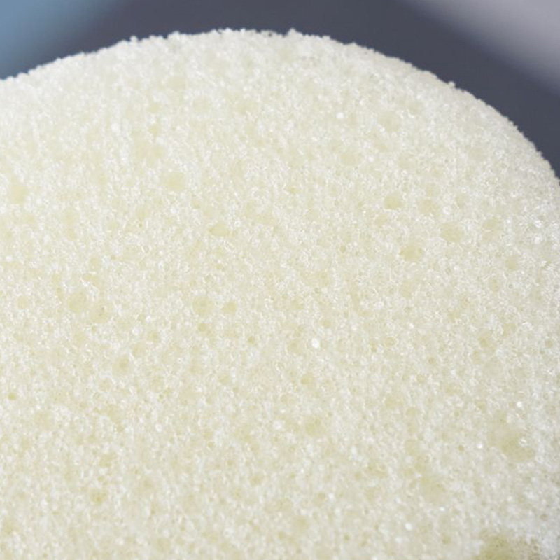 Đá bọt biển chà gót chân chiết xuất mật ong thương hiệu KOKUBO