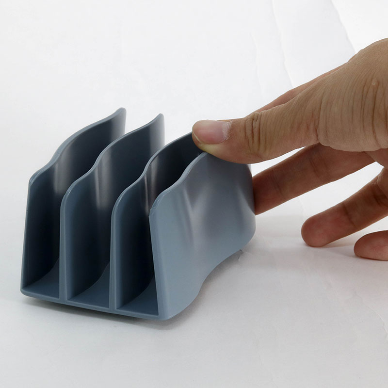Giá để văn phòng phẩm Nhật Bản chia ngăn 3 ngăn 10x7cm thương hiệu YAMADA