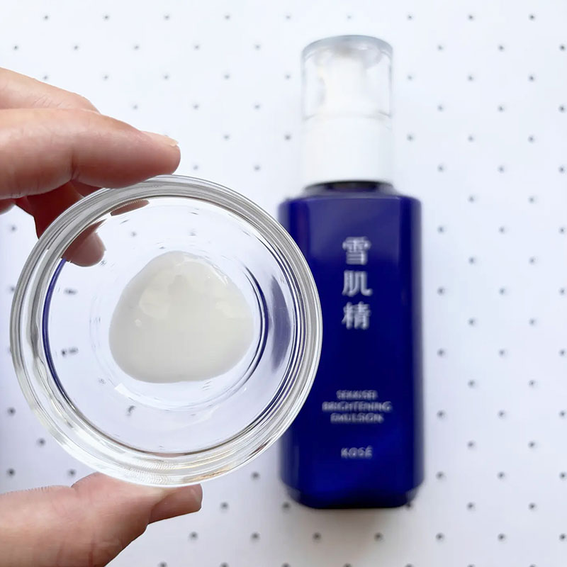 Nhũ tương dưỡng ẩm & dưỡng trắng da Nhật Bản Sekkisei Brightening Emulsion 140ml thương hiệu KOSE