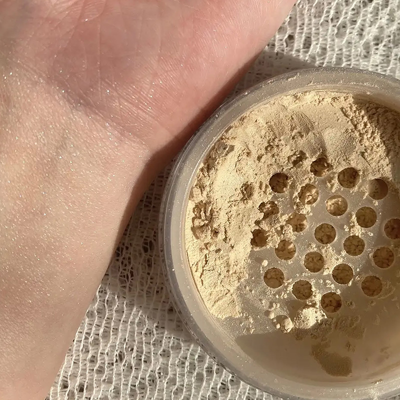 Phấn phủ Nhật Bản kiềm dầu làm sáng da Kate Face Powder Z Semi-Matte 6g thương hiệu KANEBO