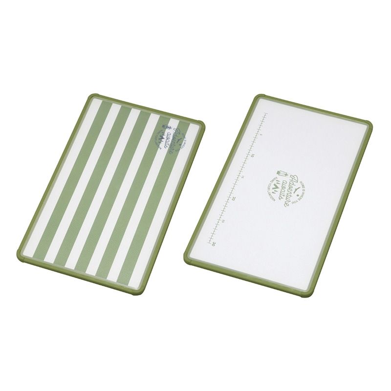 Thớt nhựa kháng khuẩn 39x23cm thương hiệu SHINKI GOSEI