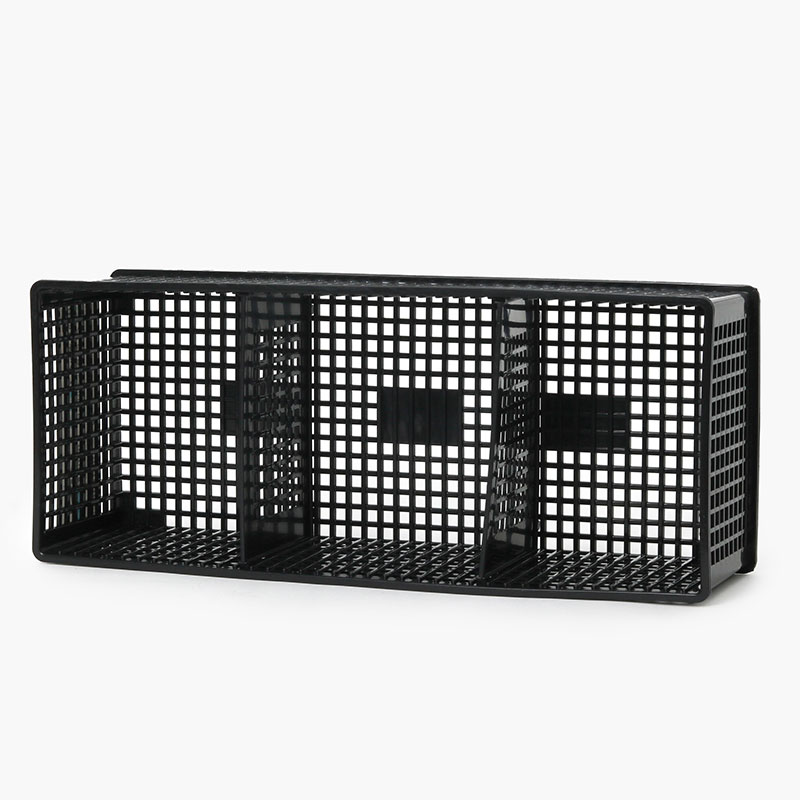 Khay đựng chia ngăn Sanada (3 ngăn) 12.2x30cm thương hiệu SANADA