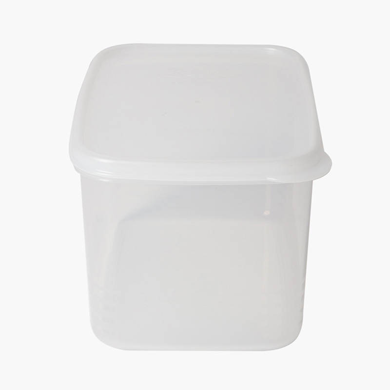Hộp nhựa đựng thực phẩm Sanada 1.9L, dùng được lò vi sóng thương hiệu SANADA