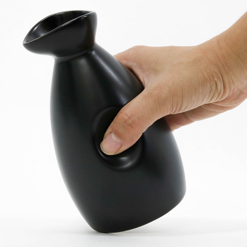 Bình sứ đựng rượu, bình rượu sake 360ml thương hiệu PEARL METAL