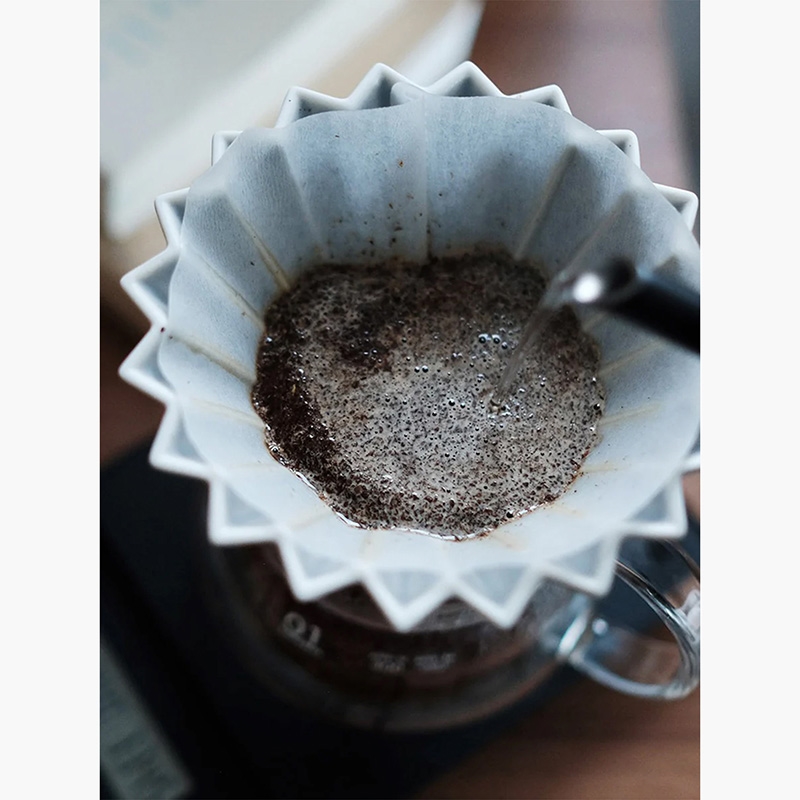 Giấy lọc cà phê Hario Pegasus 100 cái PEF-02-100W 2-4 cups màu trắng thương hiệu HARIO