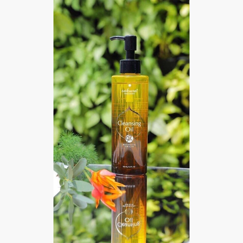 Dầu tẩy trang giúp làm sạch da Sakura Cleansing Oil 150ml thương hiệu 