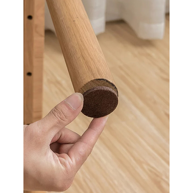 Miếng dán chống trầy xước mặt sàn 18 miếng  thương hiệu OKAZAKI