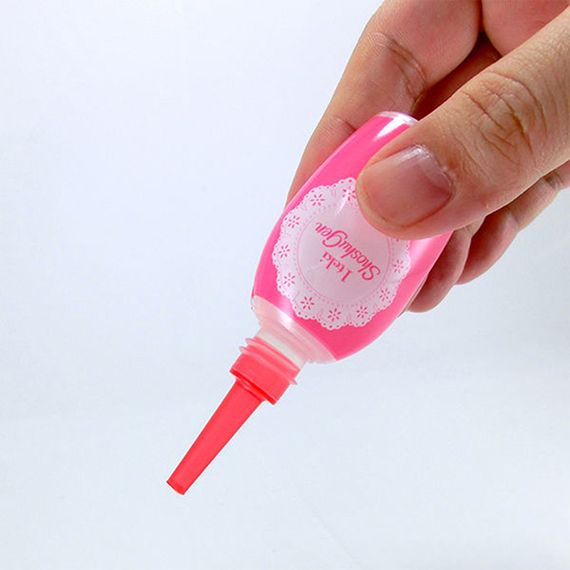 Nước nhỏ thơm bồn cầu Kobayashi 20ml Hương hoa hồng thương hiệu KOBAYASHI SEIYAKU