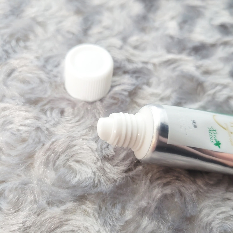 Kem đánh răng cao cấp Nhật Bản Apagard bạc hà  Premio Xtra Mint 105g, làm trắng răng, ngăn ngừa hôi miệng thương hiệu NIPPON ZETTOC