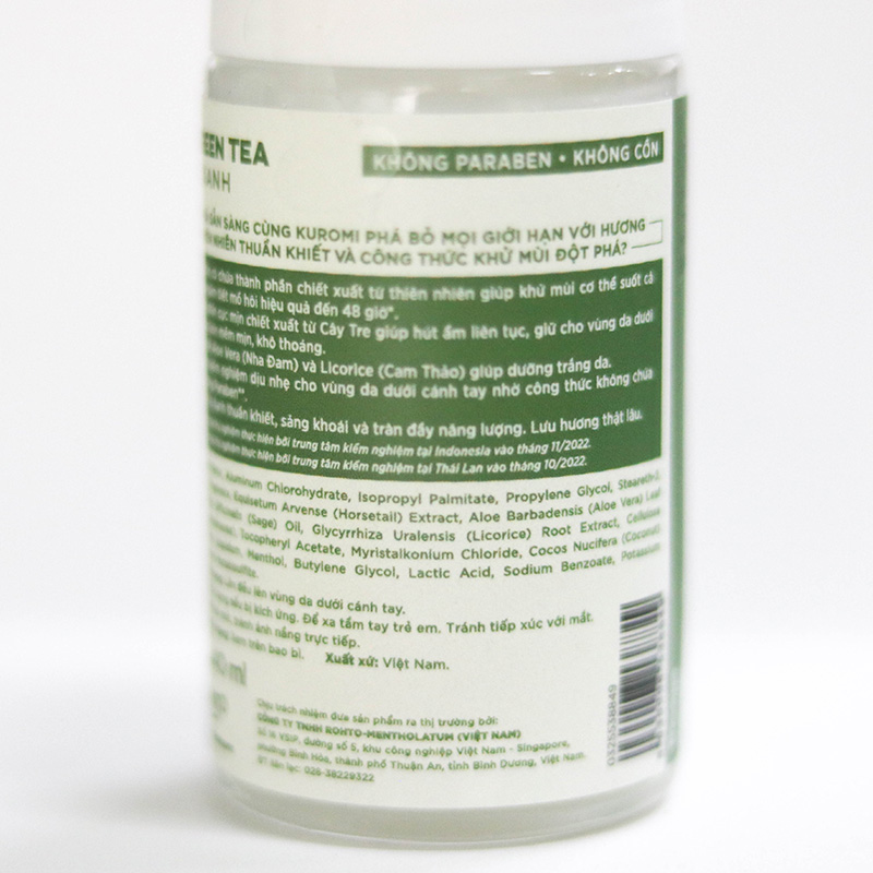 Lăn khử mùi trà xanh Natural Green Tea Refre Kuromi 40ml, Giảm tiết mồ hôi 48 tiếng thương hiệu ROHTO