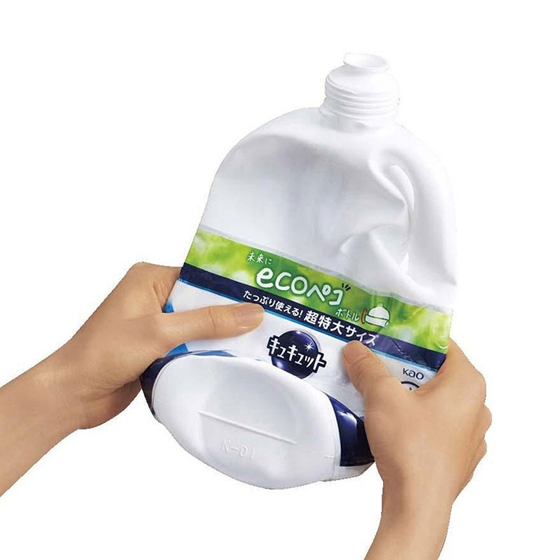 Combo siêu tiết kiệm 1 thùng 6 chai Nước rửa chén Kyukyuto Kao chống khuẩn tạo bọt hương nho 1.25L thương hiệu 
