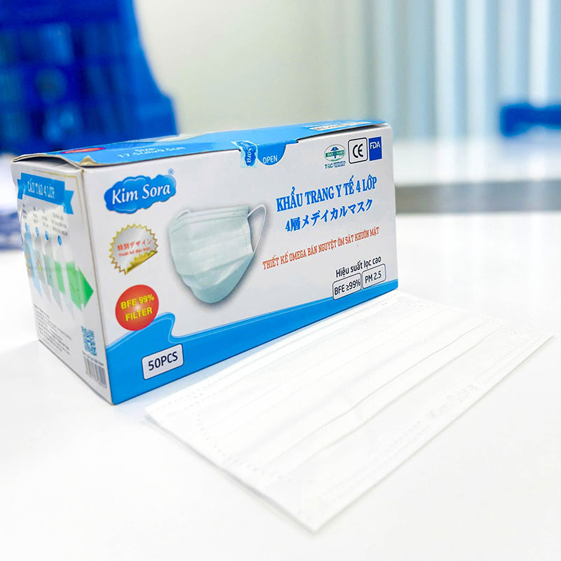 Combo siêu hời mua 1 tặng 1 Khẩu trang y tế Kim Sora bán nguyệt 4 lớp (50 cái - Trắng) thương hiệu 