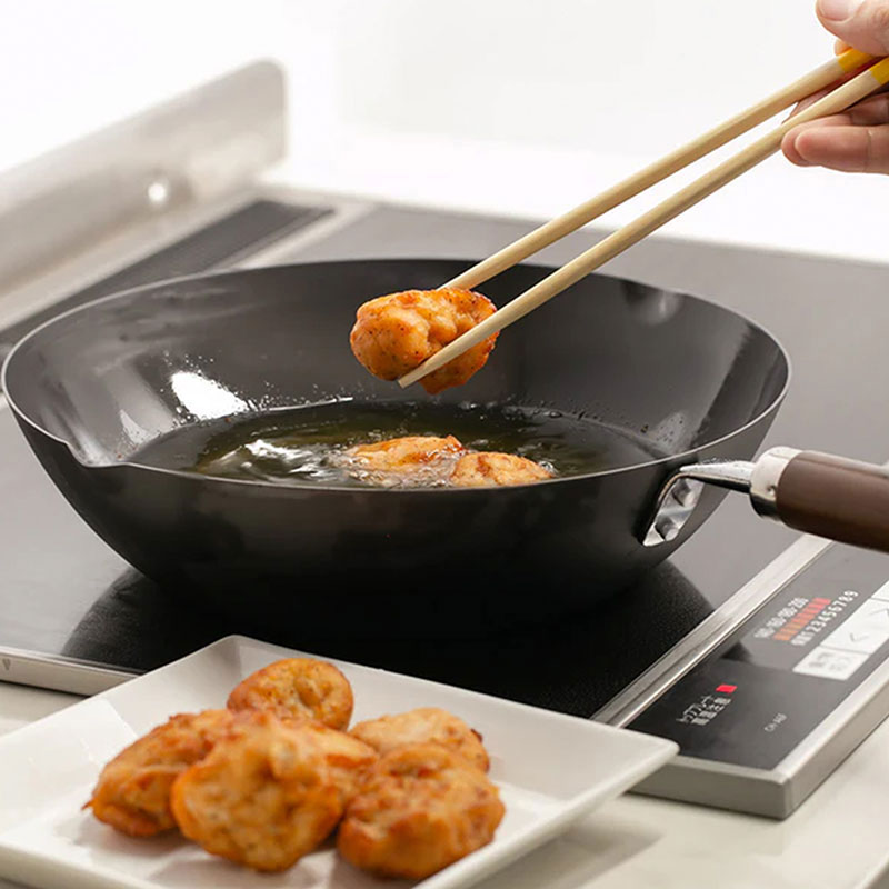 Combo siêu hời mua Chảo sắt cao cấp Kou Tetsu chống gỉ sét 28cm Sâu lòng tặng Dao chặt xương thép Molybdenum cao cấp lưỡi 18cm thương hiệu 