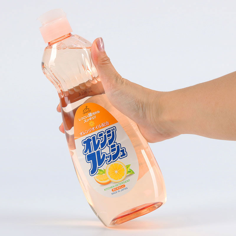 Combo siêu tiết kiêm 2 Chai Nước rửa chén trung tính hương cam Rocket 600g thương hiệu 