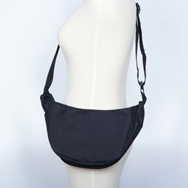 Túi bán nguyệt mini đeo vai 30x15.5cm (Đen)