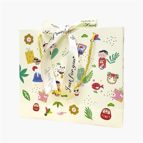 Hộp giấy giftset Hachi Hachi 2409 - Mẫu 2 (25.5x20.5x7.5cm)