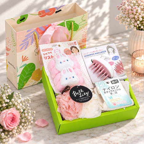 Giftset 20/10: Bông tắm, bao tay tắm, băng đeo tay và lược gội đầu massage